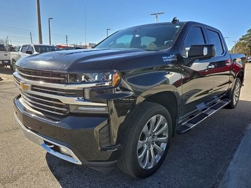 Used 2020 Chevrolet Silverado 1500 High Country image 2