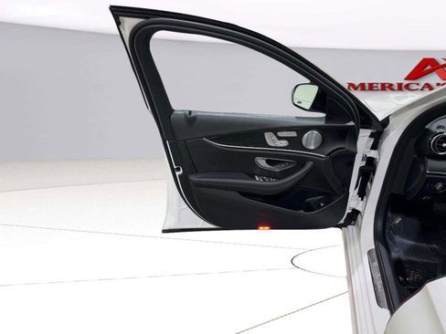 Used 2021 Mercedes-Benz E 350 Sedan image 20