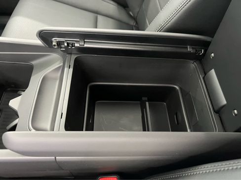 New 2026 Hyundai Santa Fe Limited FWD image 15
