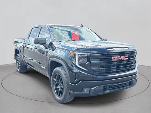 Used 2024 GMC Sierra 1500 Elevation AWD/4WD image 4