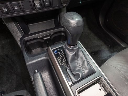 Used 2023 Toyota Tacoma SR5 w/ Technology Package RWD image 23