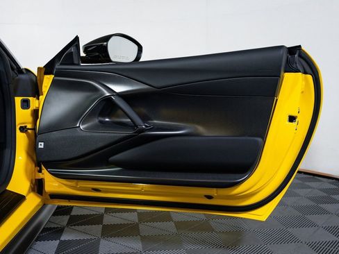 Used 2023 Ferrari 812 Competizione A image 18