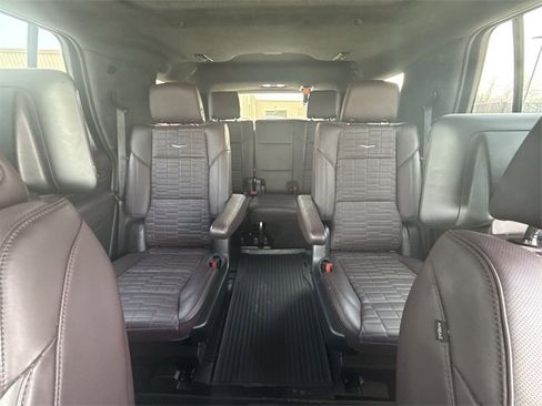 Used 2023 Cadillac Escalade V w/ Heavy-Duty Trailer Package image 22