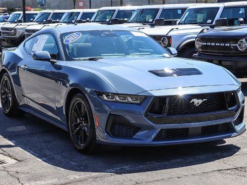 Certified 2025 Ford Mustang GT RWD image 3