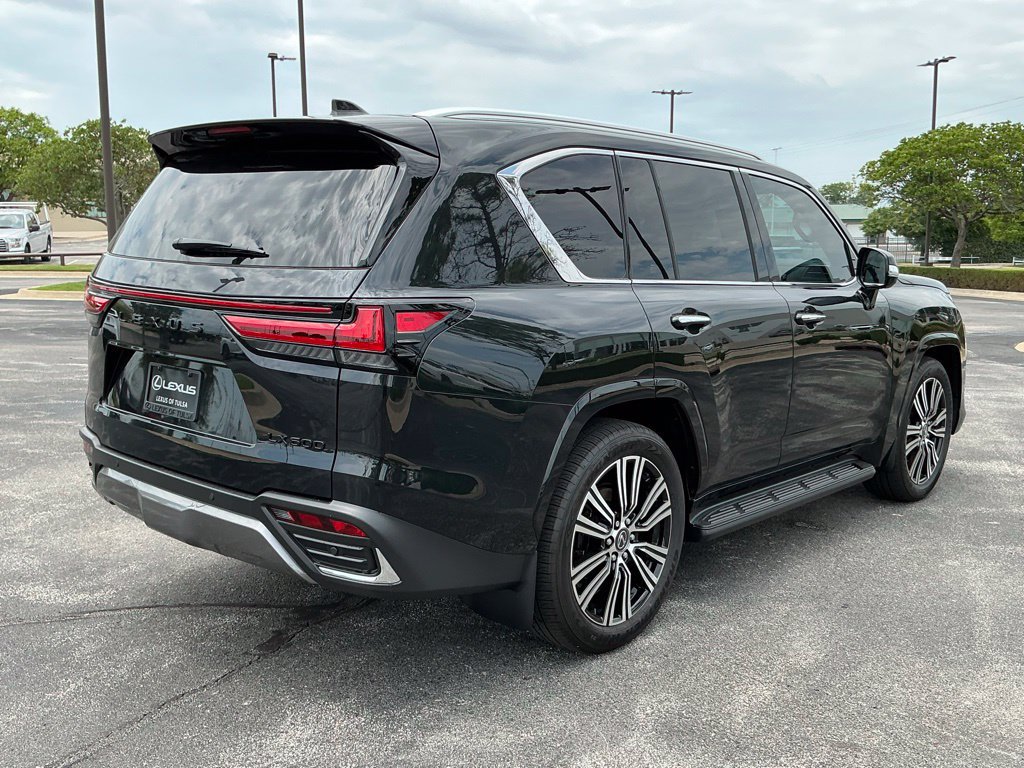 New 2026 Lexus LX 600 4WD w/ Accessory Package (2T) image 3