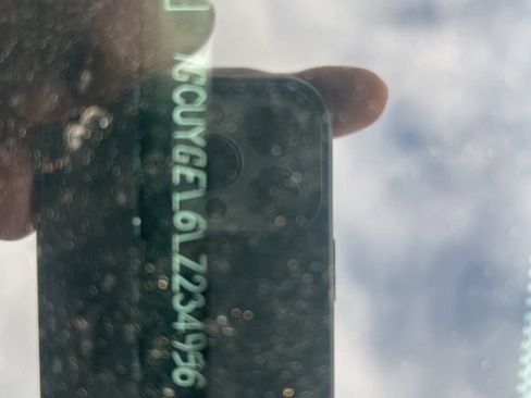 Used 2020 Chevrolet Silverado 1500 LTZ w/ LTZ Premium Package image 9