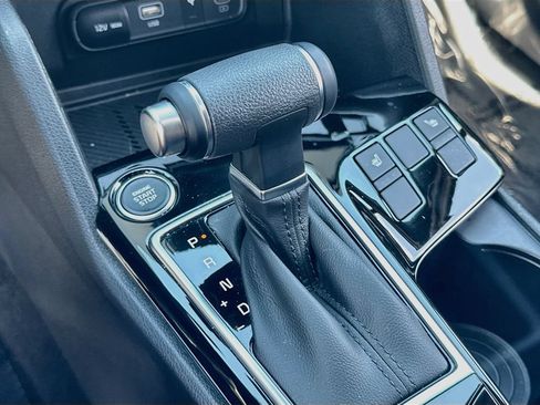 Certified 2025 Kia Sportage X-Line w/ Premium Package AWD/4WD image 17