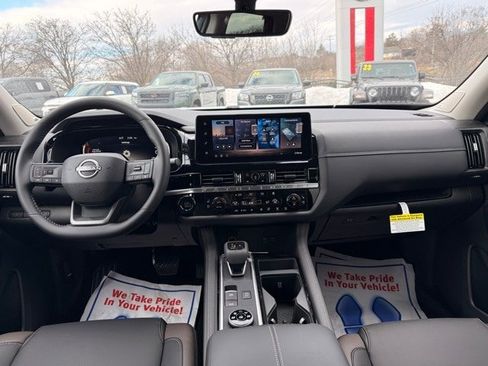 New 2026 Nissan Pathfinder Platinum w/ Cargo Package image 23