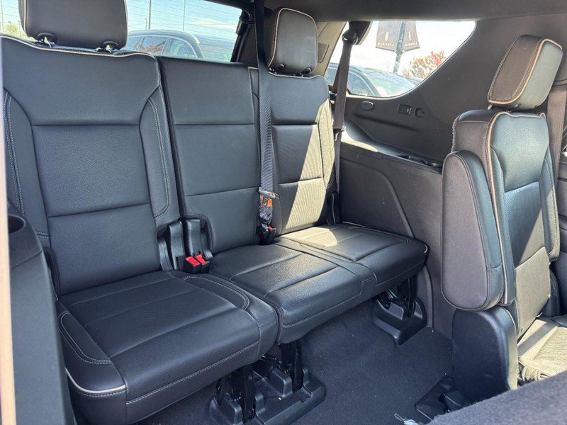 Used 2022 GMC Yukon SLT AWD/4WD image 14