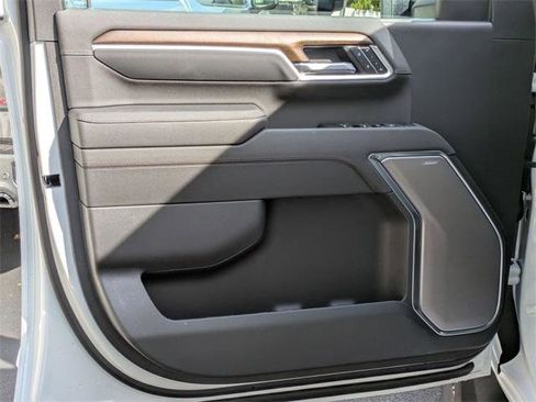 New 2026 Chevrolet Silverado 3500 High Country w/ Technology Package image 12