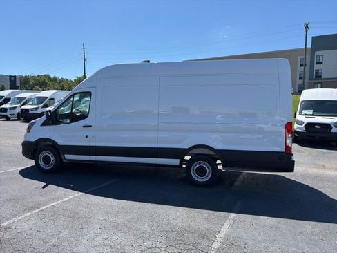 New 2026 Ford Transit 250 148 High Roof Extended w/ Load Area Protection Package RWD image 17