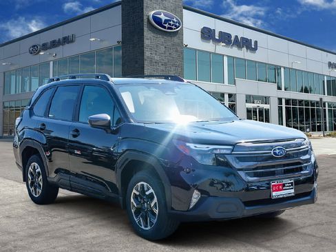 New 2026 Subaru Forester Premium AWD/4WD image 3