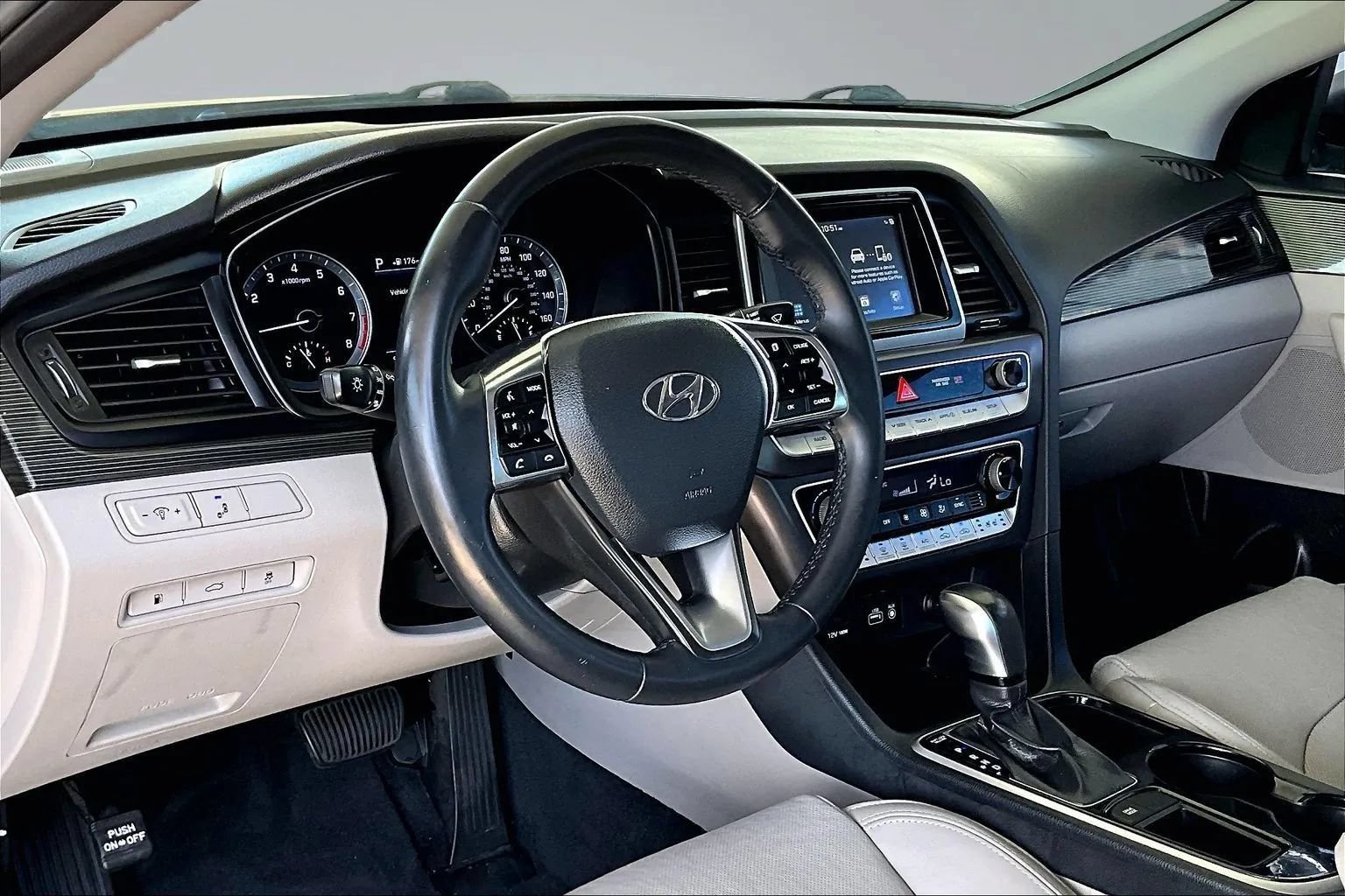 Used 2018 Hyundai Sonata Limited FWD image 14