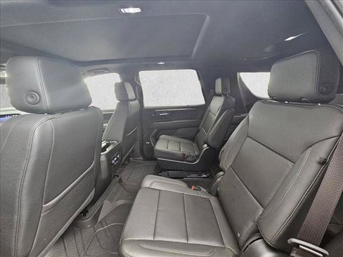 Used 2025 Chevrolet Tahoe LT w/ Comfort Package RWD image 16
