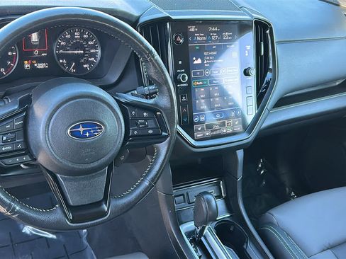 Used 2023 Subaru Ascent Onyx Edition AWD/4WD image 9