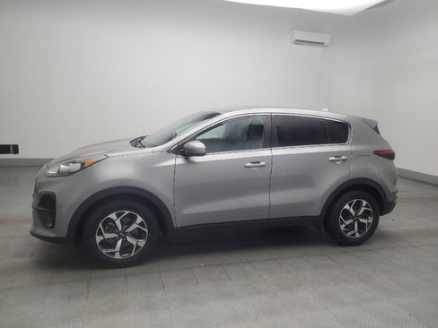 Used 2020 Kia Sportage LX FWD image 2