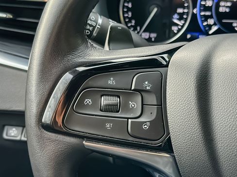 Used 2024 Buick Enclave Premium image 28