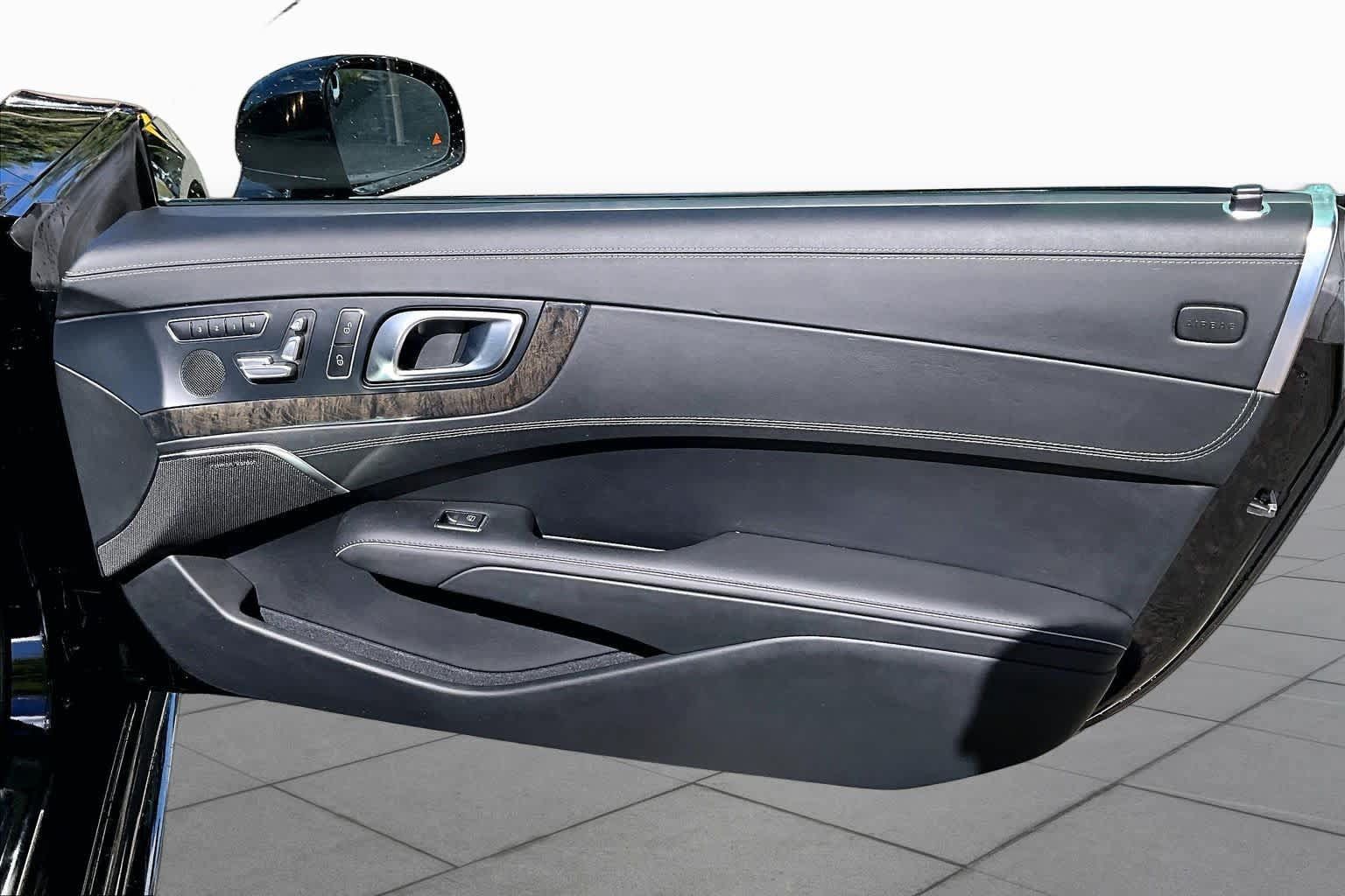 Used 2018 Mercedes-Benz SL 550 image 20