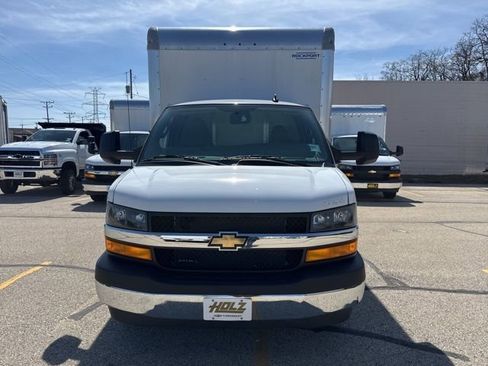 New 2025 Chevrolet Express 4500 w/ Power Convenience Package RWD image 2