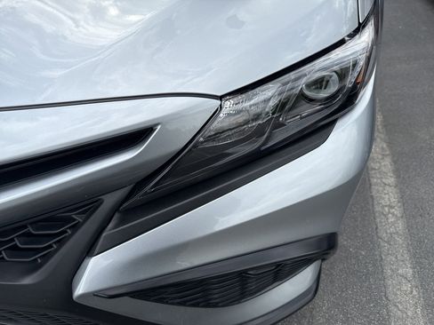 Used 2023 Toyota Camry SE w/ Convenience Package image 10