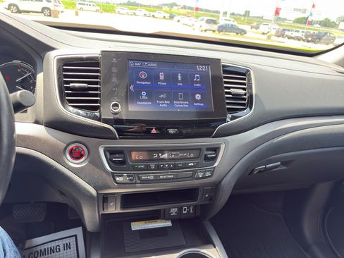 Used 2023 Honda Ridgeline RTL-E image 18