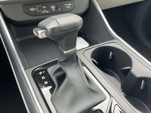 New 2026 Kia Carnival EX image 40