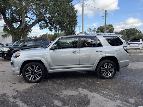 Used 2022 Toyota 4Runner Limited image 3