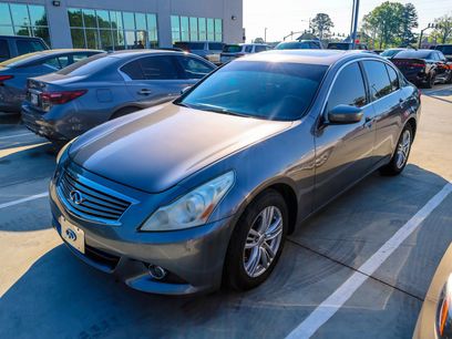 Used 2013 INFINITI G37 x w/ Premium Pkg