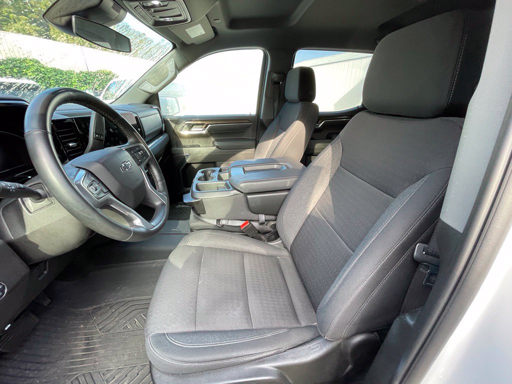 Used 2024 Chevrolet Silverado 1500 RST AWD/4WD image 13