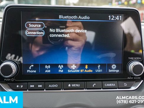 Used 2025 Nissan Sentra SV w/ All-Weather Package image 36