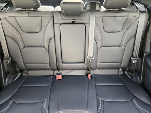 Used 2025 Ford Mustang Mach-E Premium image 17