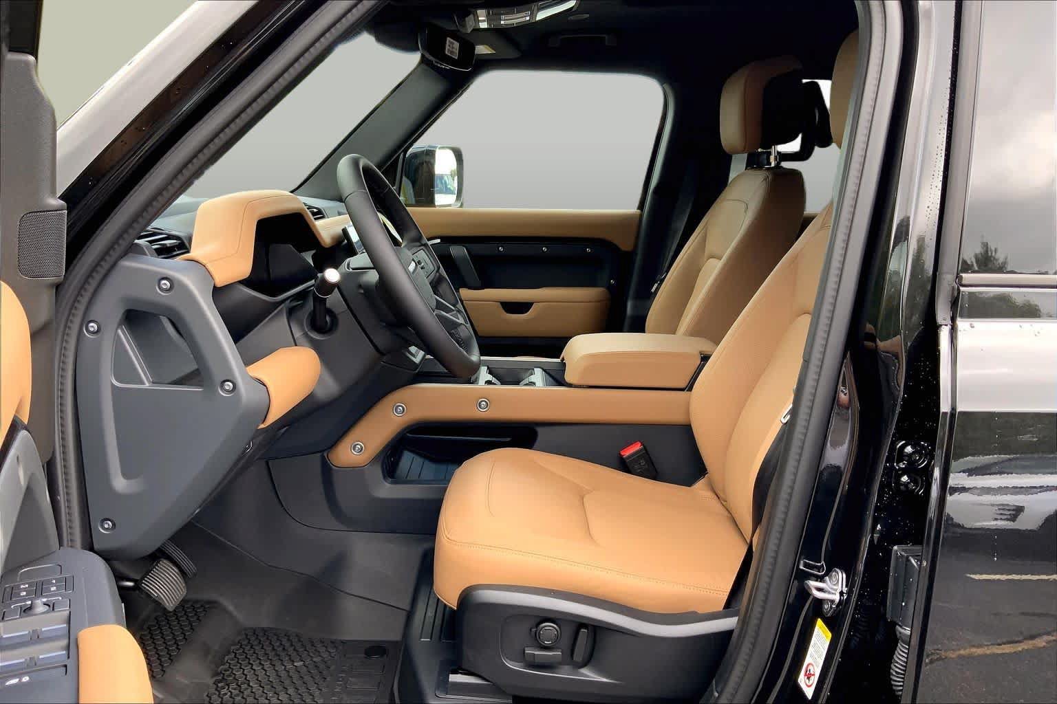 New 2026 Land Rover Defender 110 X-Dynamic SE AWD/4WD image 13