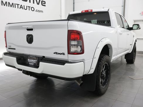 Used 2022 RAM 2500 Big Horn w/ Night Edition image 4