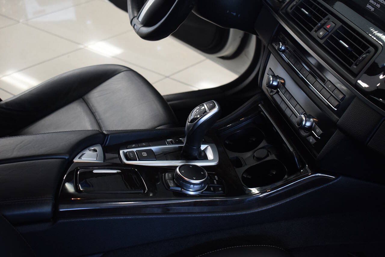 Used 2016 BMW 535i Sedan RWD image 16