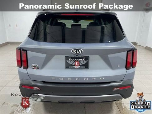 Used 2021 Kia Sorento S w/ Panoramic Sunroof Package image 5