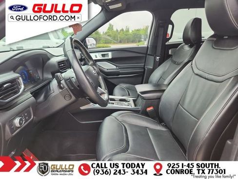 Certified 2020 Ford Explorer ST w/ Premium Technology Package AWD/4WD image 29