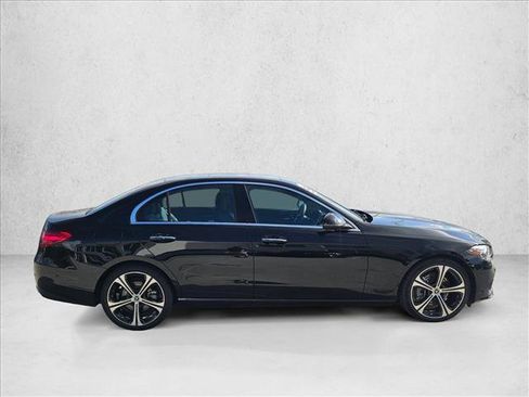 Used 2025 Mercedes-Benz C 300 Sedan image 4