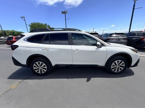 Used 2021 Subaru Outback Premium w/ Popular Package #1 AWD/4WD image 3