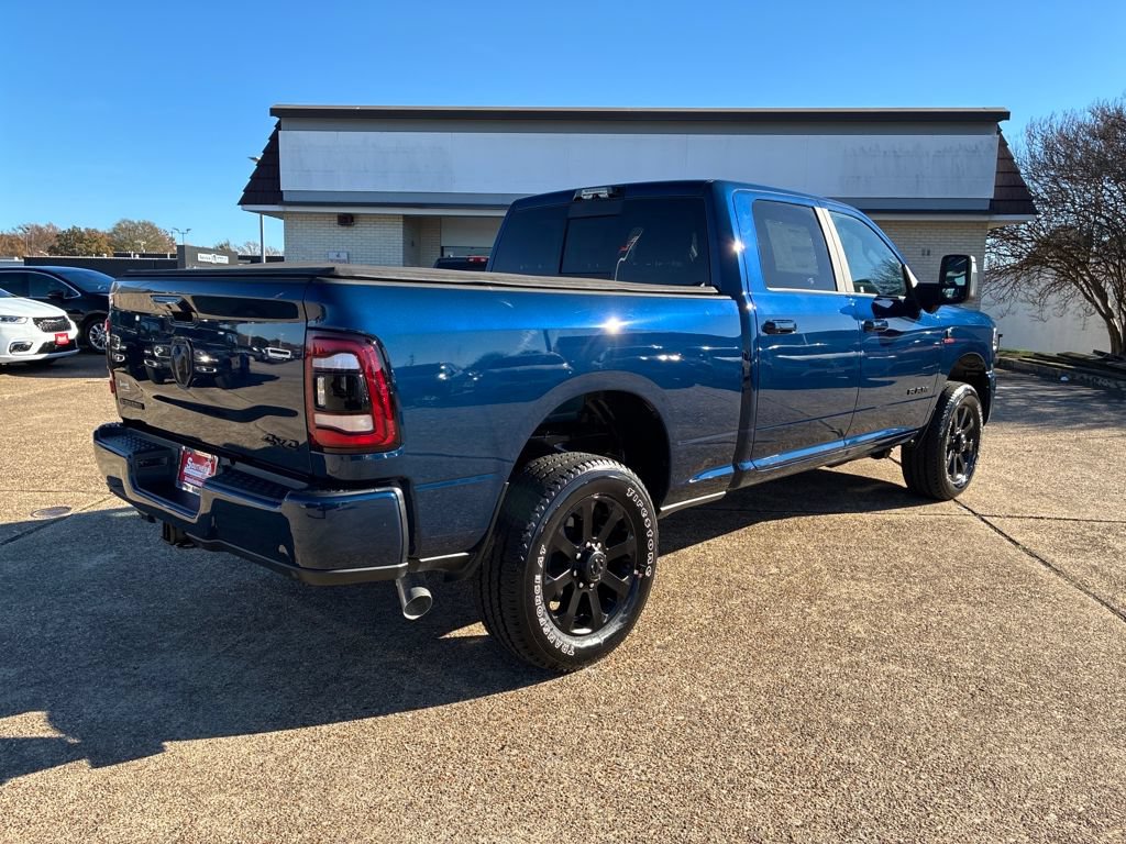 New 2024 RAM 2500 Big Horn w/ Night Edition AWD/4WD image 5
