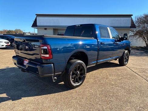 New 2024 RAM 2500 Big Horn w/ Night Edition AWD/4WD image 5