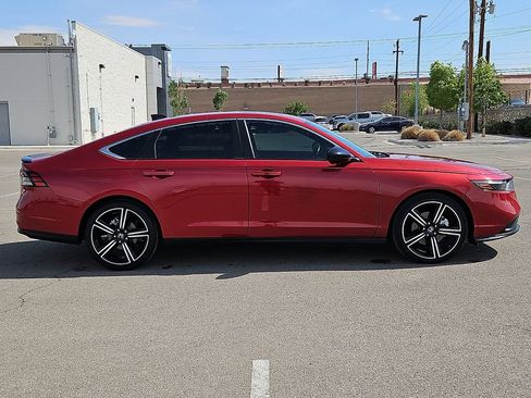 Used 2024 Honda Accord Sport image 5