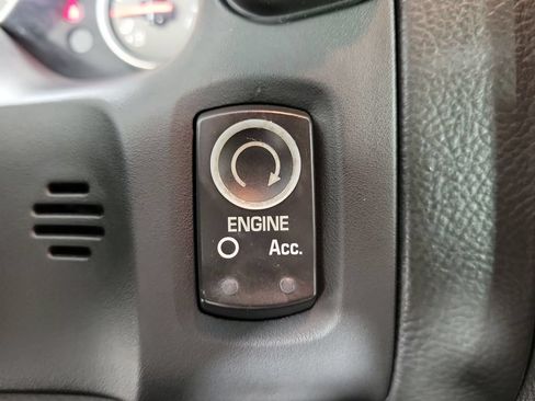 Used 2012 Chevrolet Corvette Convertible RWD image 19