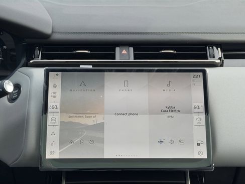 New 2026 Land Rover Range Rover Velar Dynamic SE AWD/4WD image 14