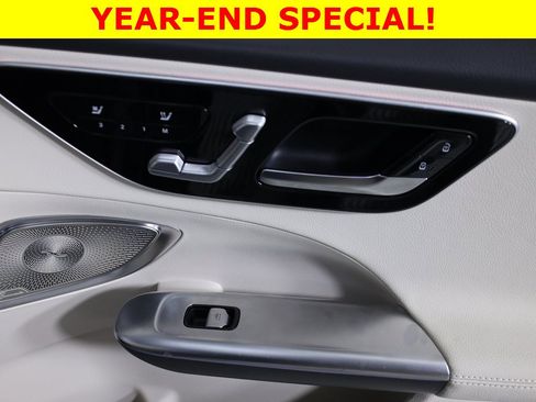 Used 2025 Mercedes-Benz C 300 C 300 image 50