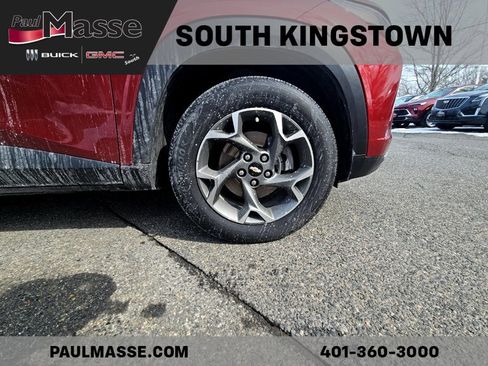 Certified 2024 Chevrolet Trax LT w/ Driver Confidence Package image 14