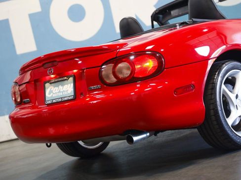 Used 2003 MAZDA MX-5 Miata LS RWD image 30