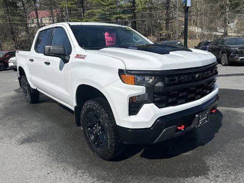 New 2026 Chevrolet Silverado 1500 Custom Trail Boss AWD/4WD image 3