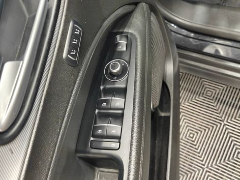 Used 2018 Alfa Romeo Stelvio AWD w/ Cold Weather Package image 41