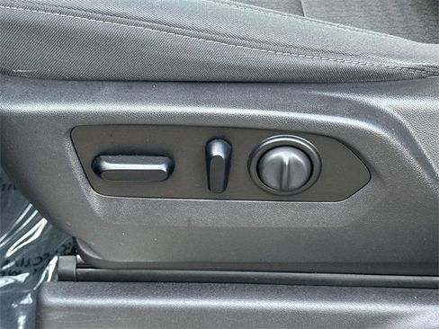 Used 2021 Chevrolet Silverado 1500 LT Trail Boss w/ Bed Protection Package image 32