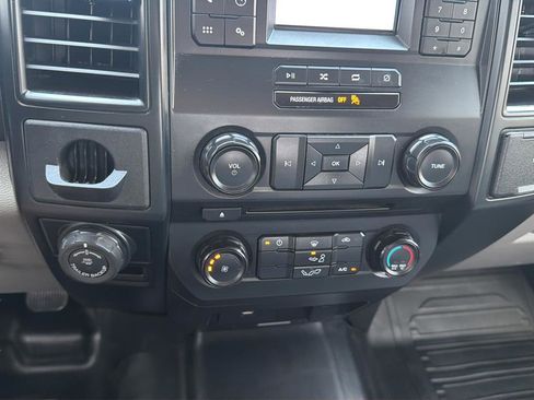 Used 2018 Ford F150 XL w/ Equipment Group 101A Mid RWD image 28